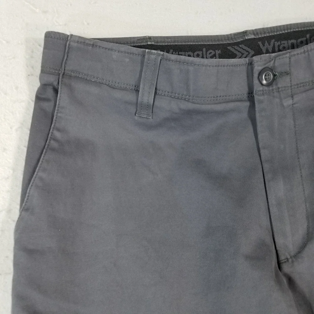 Wrangler khaki chino pants men's 36x32 gray comfort waist flex stretch